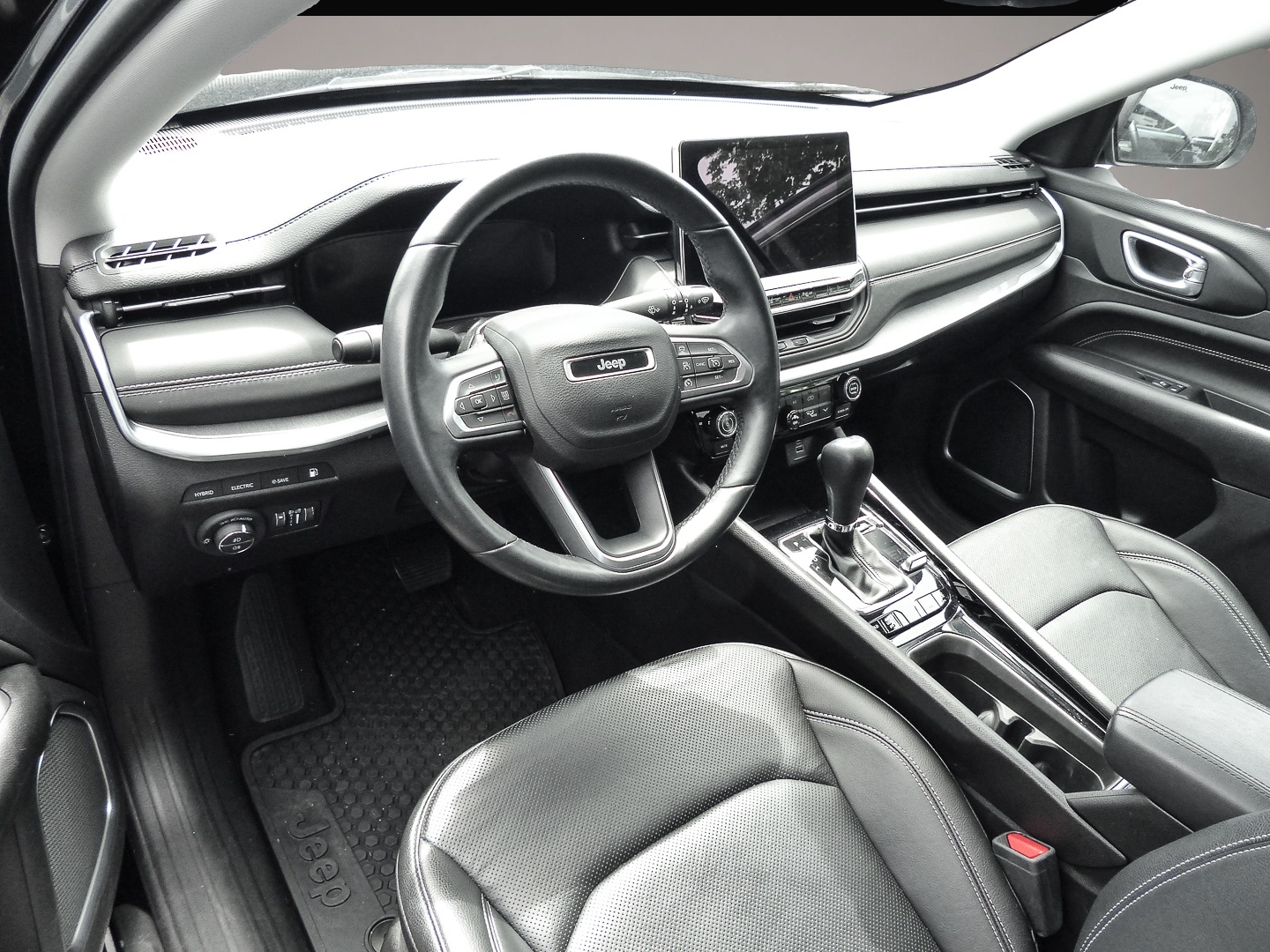 Bild 4 Jeep Compass S Plug-In Hybrid 4WD Navi Soundsystem 36