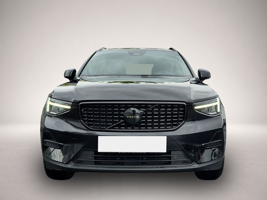 Bild 3 Volvo XC40 B3 B DKG Plus Black Edition