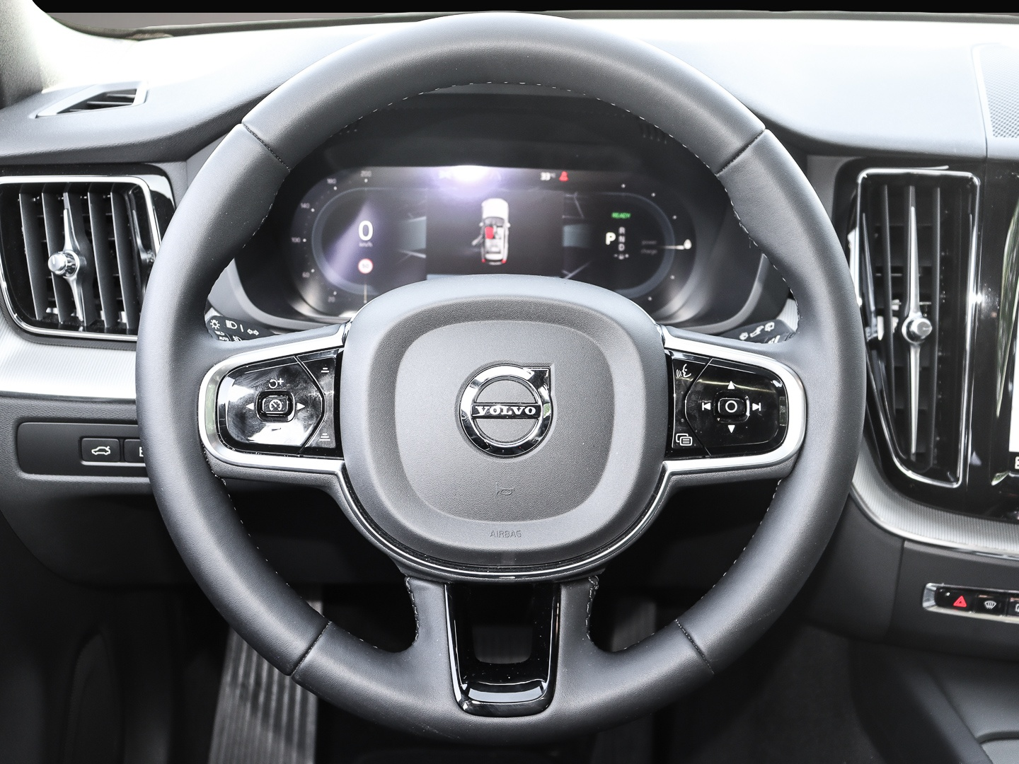 Bild 5 Volvo XC60 Plus Dark Recharge Plug-In Hybrid AWD T8 Tw