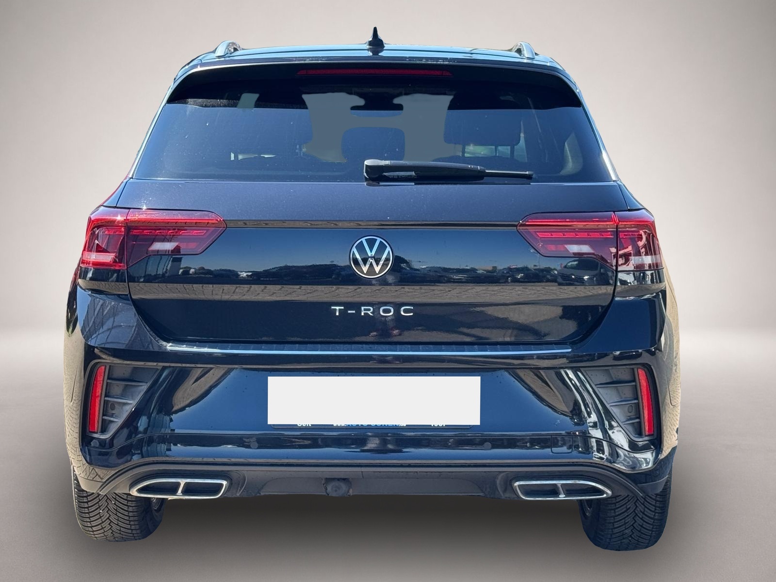 Bild 4 Volkswagen T-Roc TDI 2.0 DSG R-Line AHK KAM NAV Allwetterr.