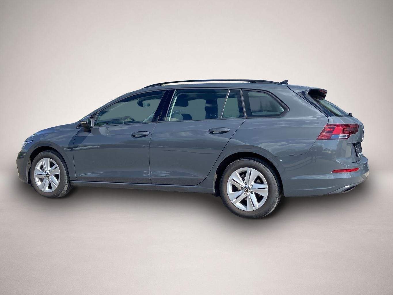 Fotografie des Volkswagen Golf Variant 1.5 TSI DSG Life APP-CONNECT+ACTIVE