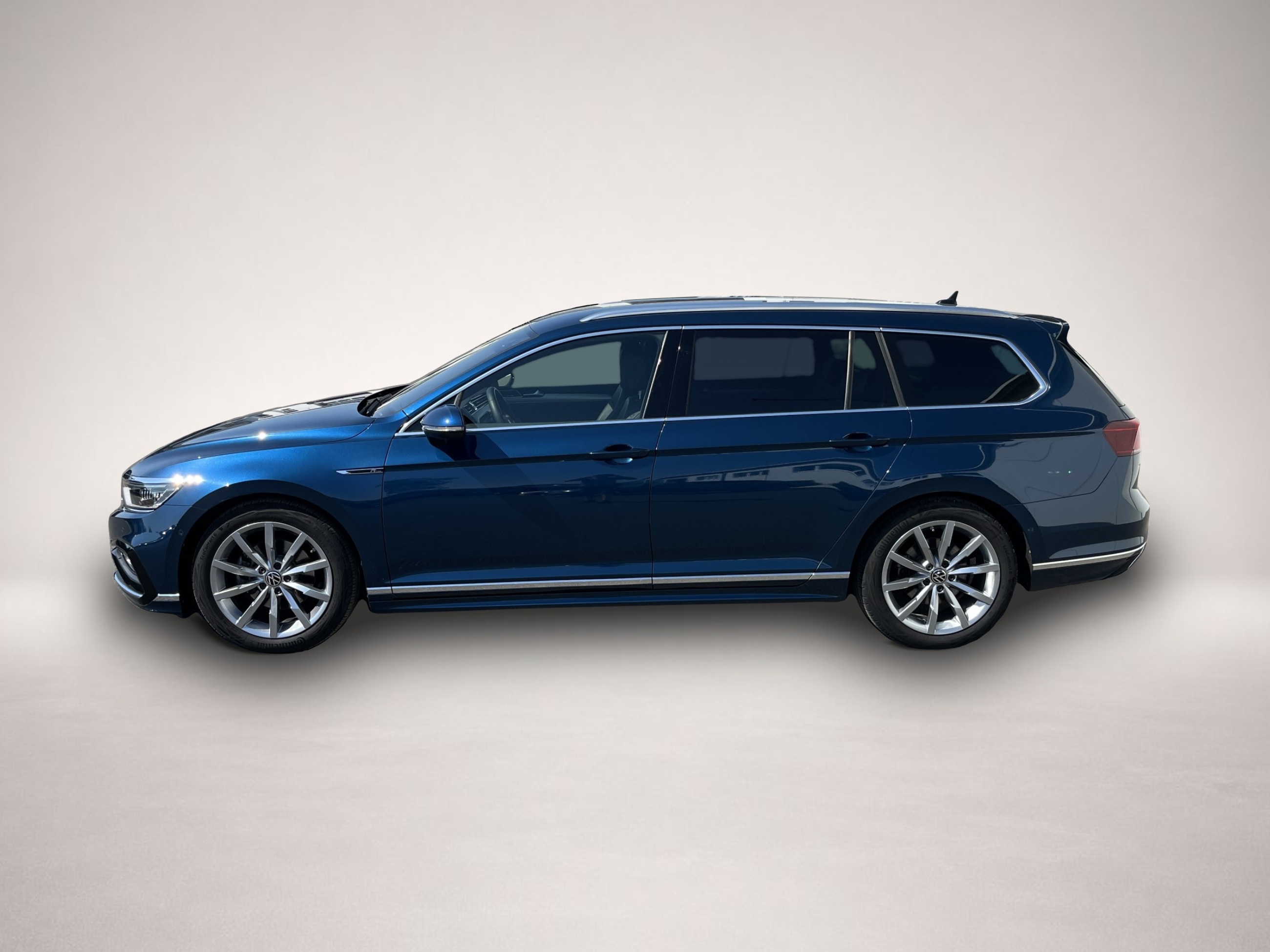 Bild 2 Volkswagen Passat Variant Variant 2.0 TSI DSG R-Line 1,99 F