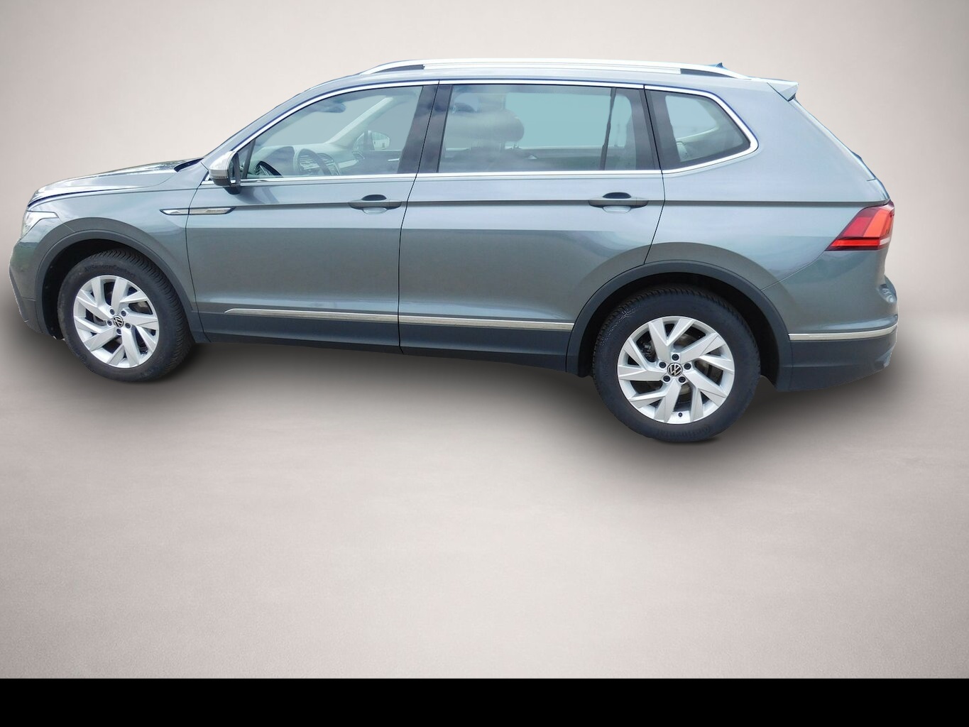 Fotografie 1 des Volkswagen Tiguan Allspace 1.5 TSI Life 7 Sitze Navi DSG...