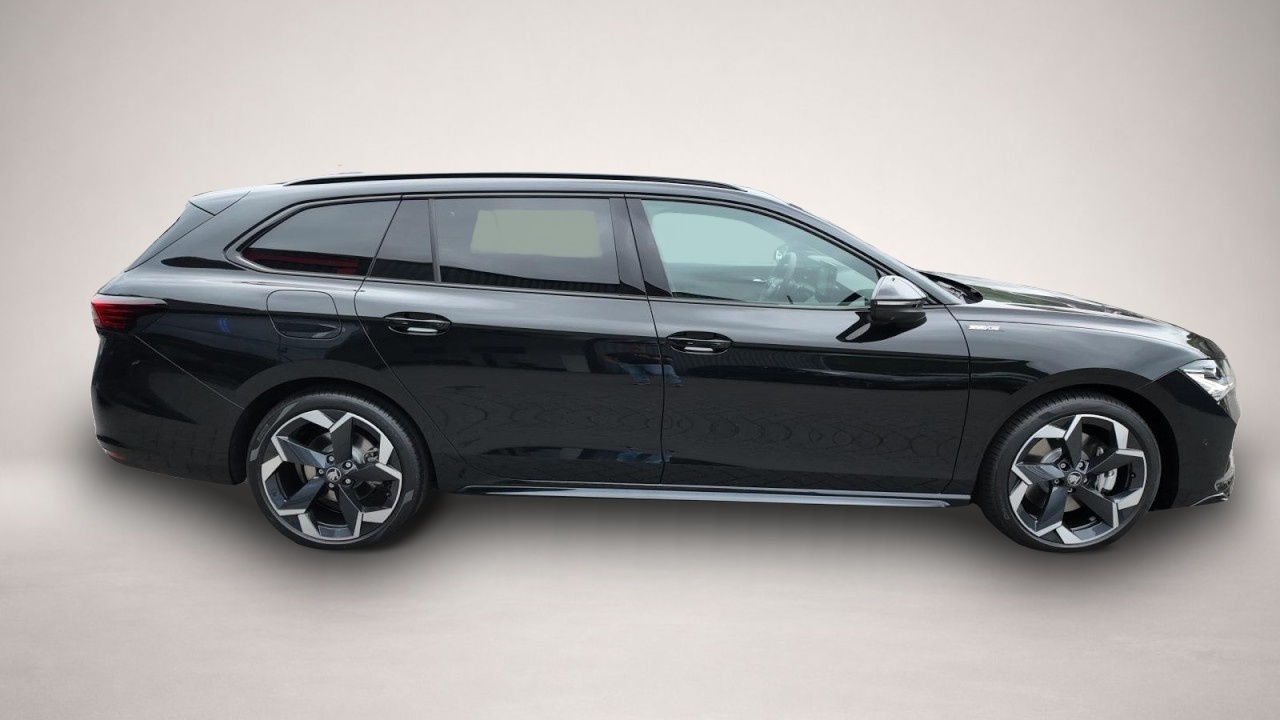 Bild 5 Skoda Superb Combi 2.0 TDI DSG 4x4 Sportline Leder HUD