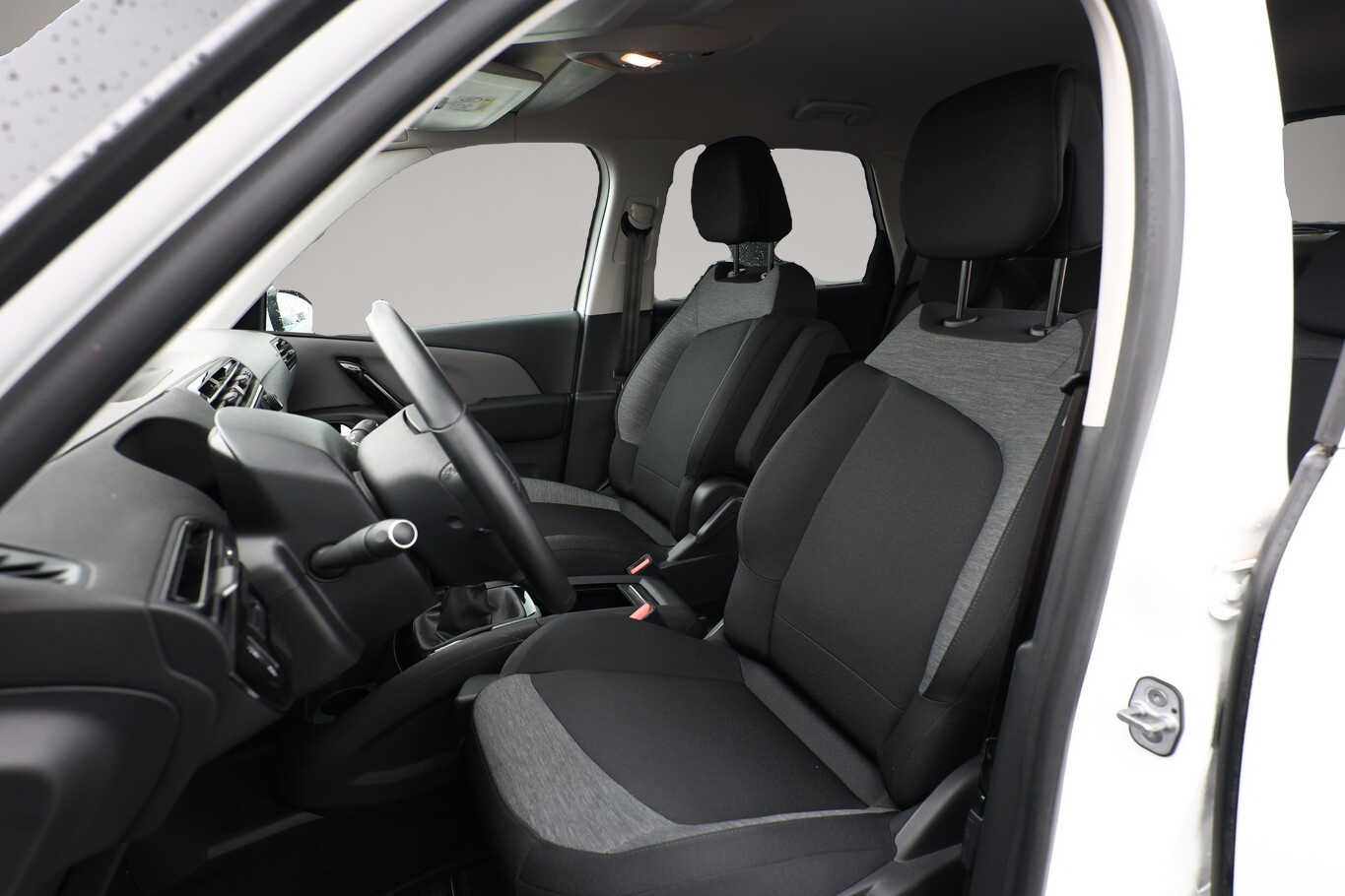 Bild 5 Citroën C4 Spacetourer 1.5 BlueHDi 130 Selection Nav ACC