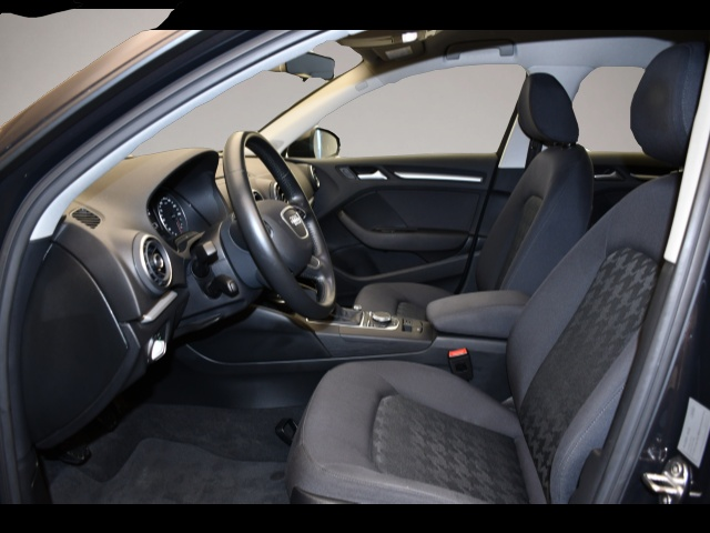 Bild 3 Audi A3 Sportback 2.0 TDI Attraction Tempo/Multilenk