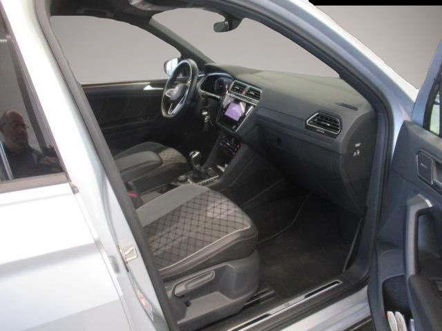 Bild 6 Volkswagen Tiguan 2.0 TDI 4M DSG R-Line*BlackStyle*20Z*AHK