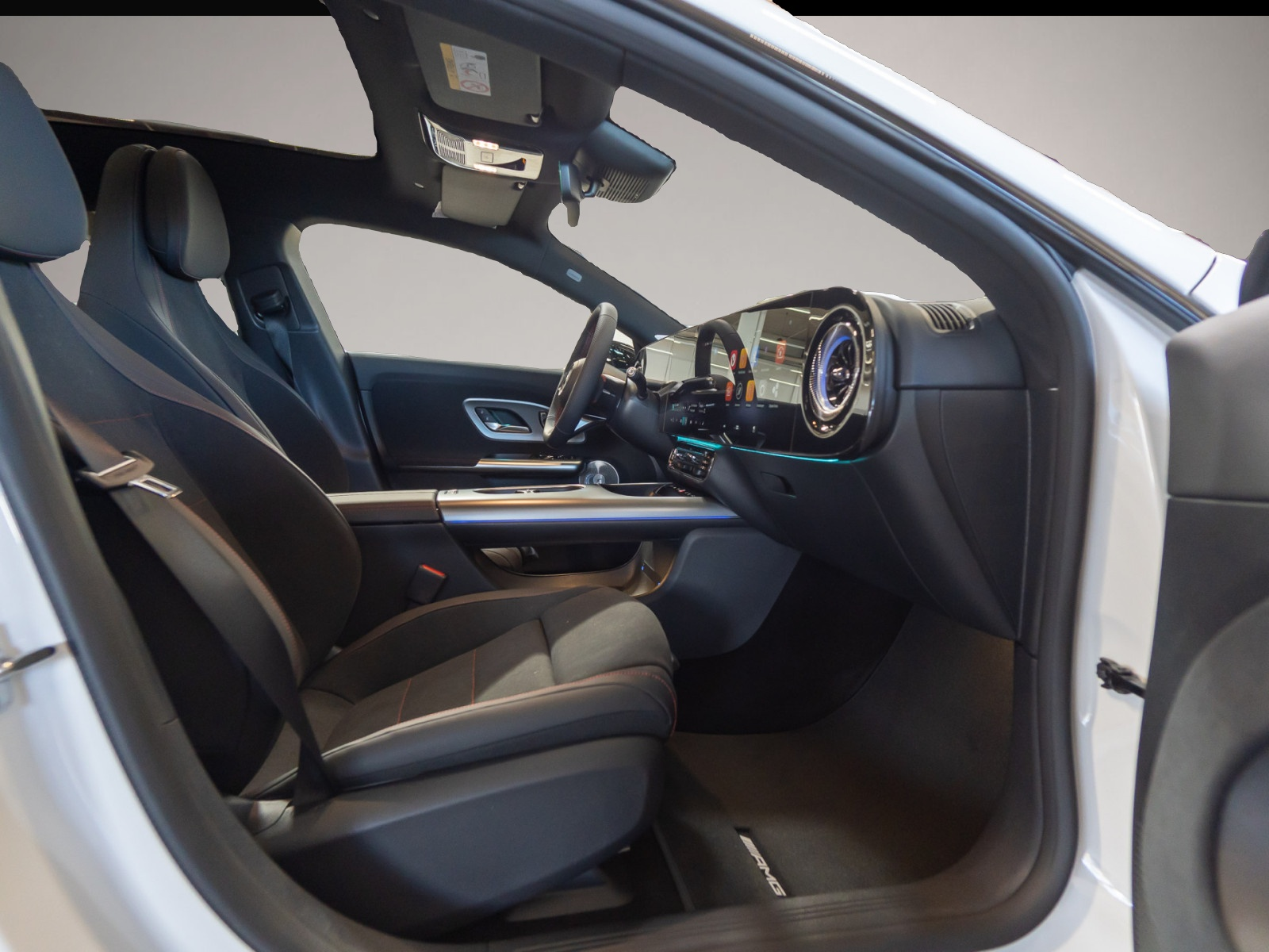 Bild 2 Mercedes-Benz CLA 220