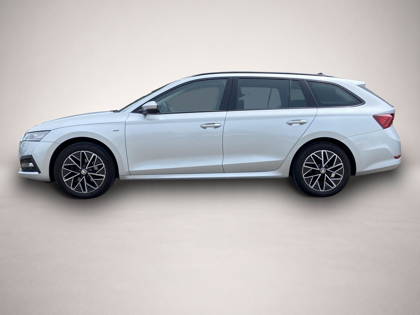 Bild 2 Skoda Octavia Combi 1.5 TSI e-TEC DSG CLEVER AHK+17"+K