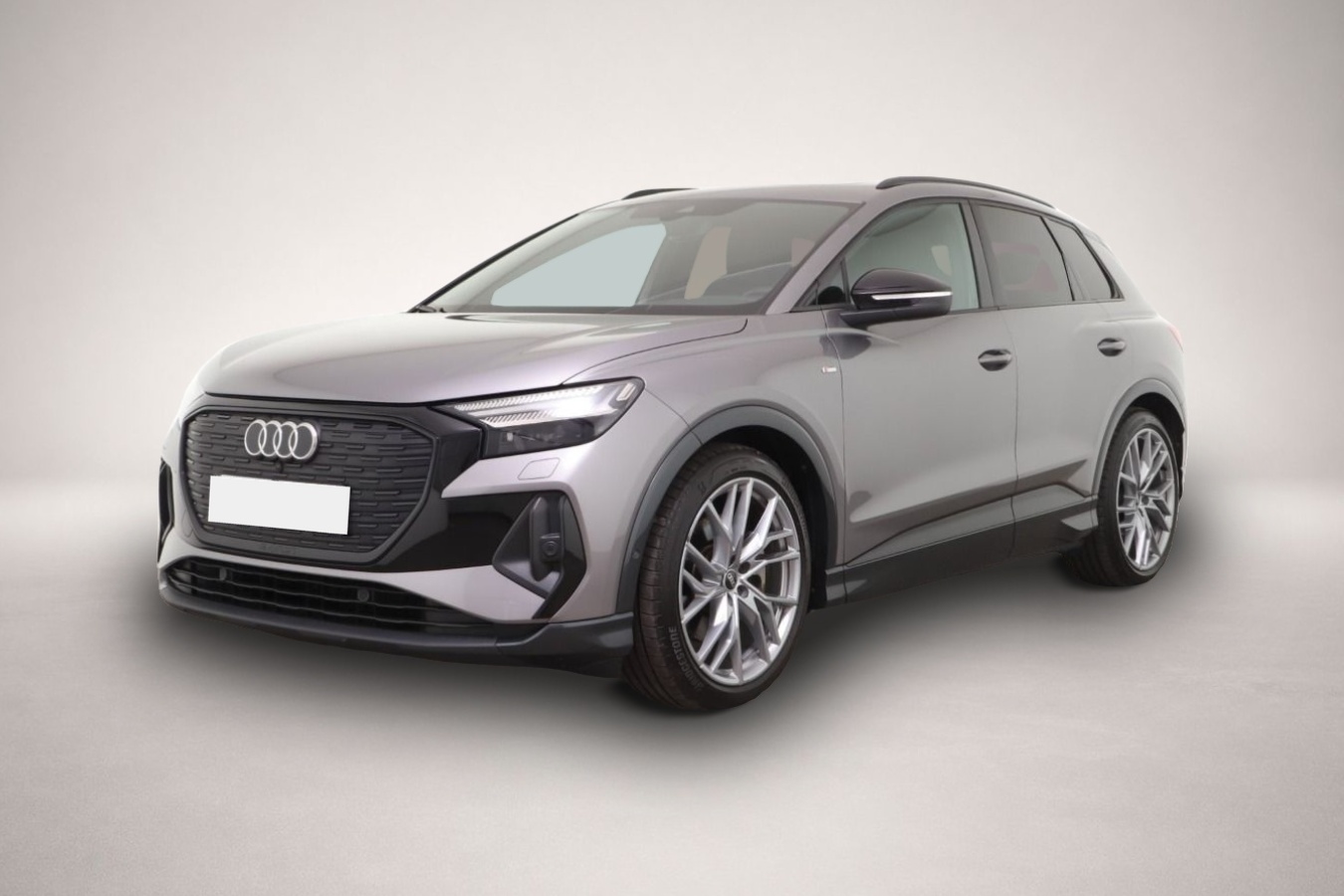 Bild 1 Audi Q4 e-tron 45 Q Matrix/ACC/HuD/Kamera/Navi/AHK