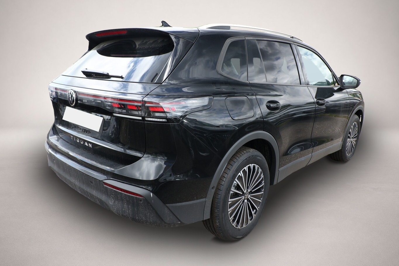 Bild 3 Volkswagen Tiguan DSG LED+ Pano 5JGar IQ.DRIVE LM18Z SHZ