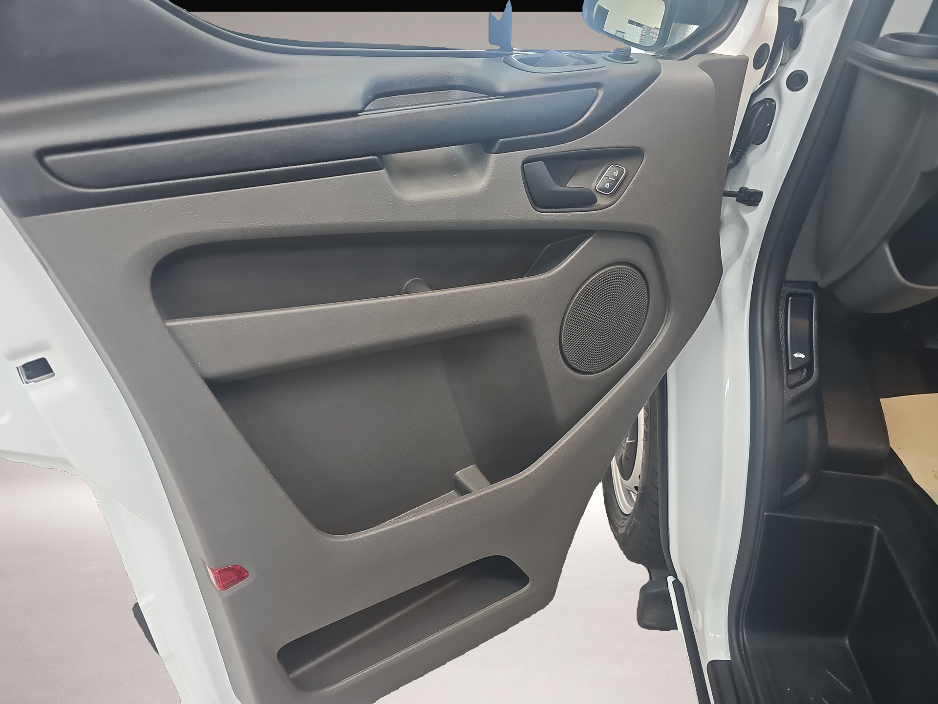 Fotografie 7 des Ford Other Transit Custom L2 AHK Rückfahrkamera Klima ZV