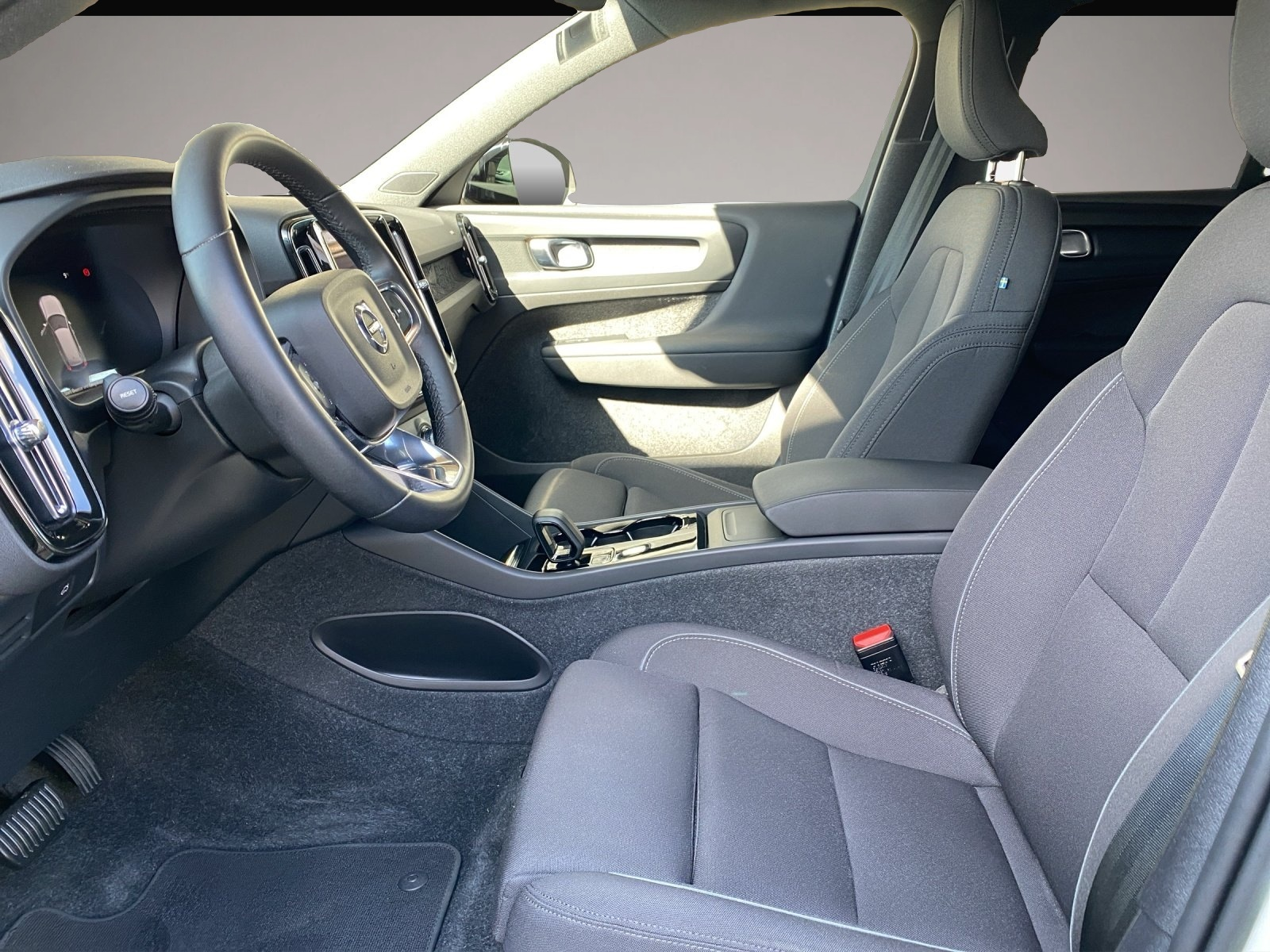 Bild 7 Volvo XC40 P8 Plus Recharge Pure Electric ACC*LED*Navi