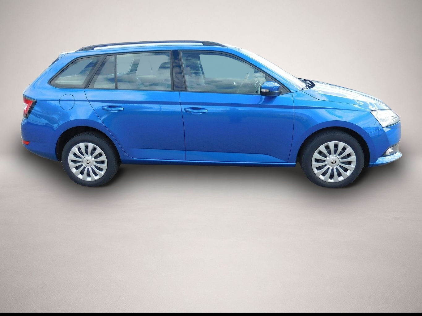 Vehicle image 0