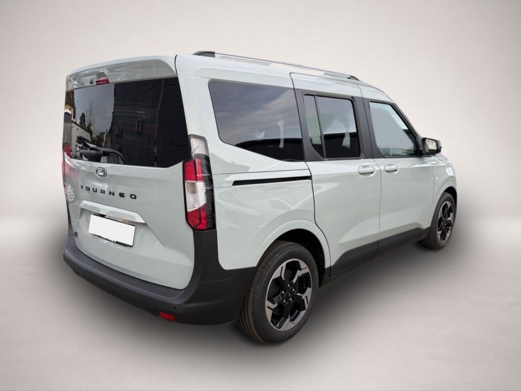 Vehicle image 0