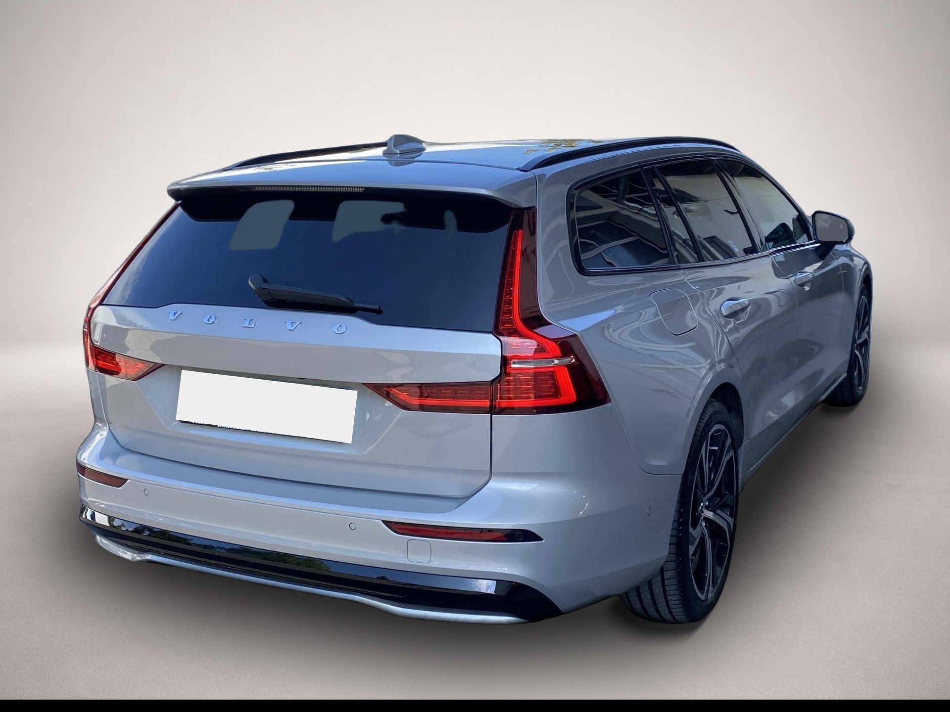 Bild 3 Volvo V60 Plus Dark Recharge Plug-In Hybrid AWD Navi L