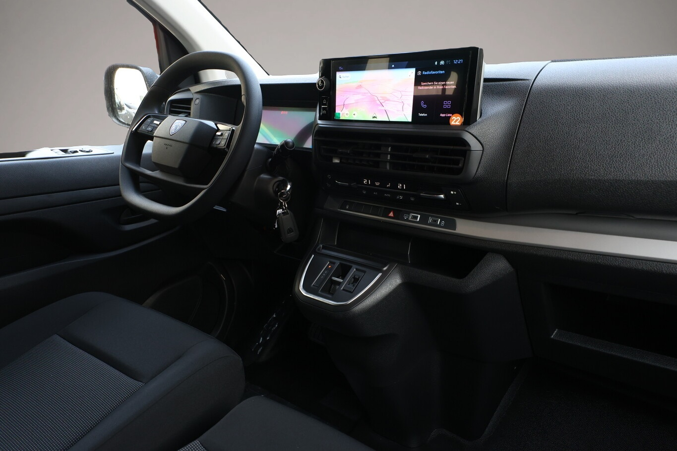 Bild 6 Peugeot Expert Kombi L3 9S LED AHK PrivG 2xKlima Nav Kam