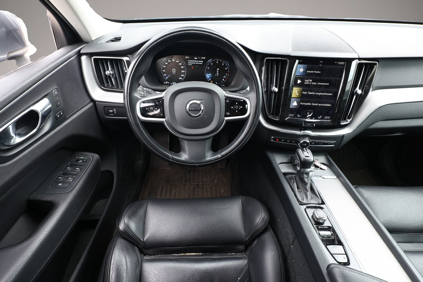 Fotografie 6 des Volvo XC60 XC 60 T5 AWD Inscription Leder StandH Nav AHK