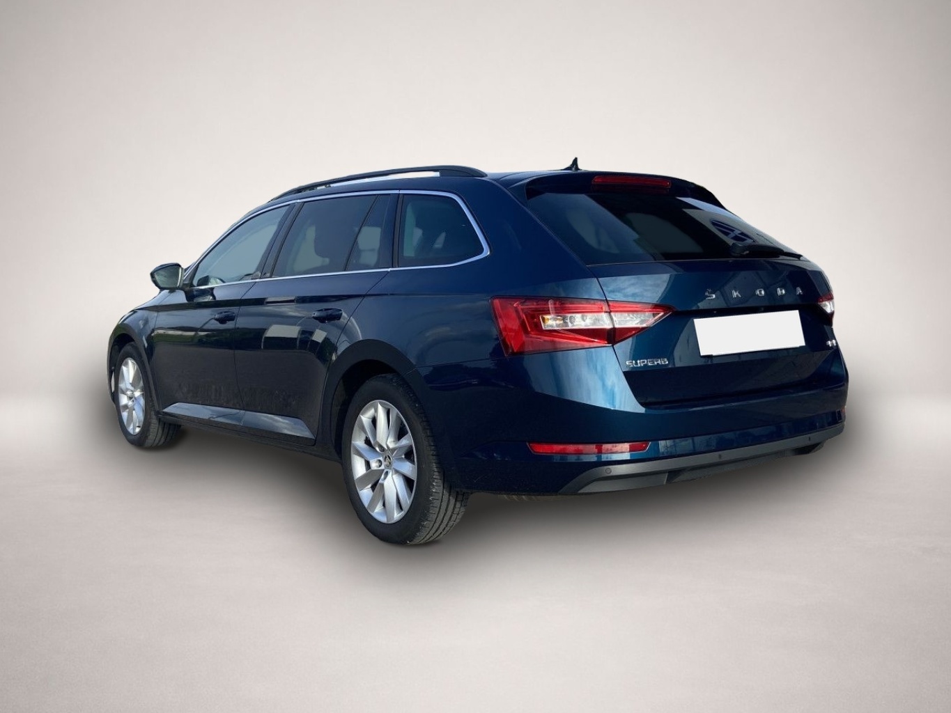 Bild 3 Skoda Superb Combi 2.0 TDI DSG 4x4 NAVI+LED+SMART-LINK