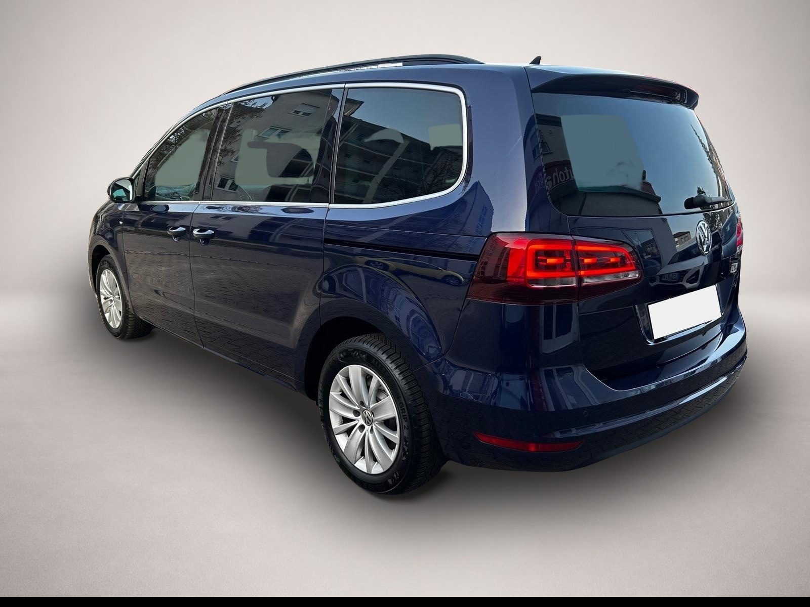 Bild 4 Volkswagen Sharan 1.4TSI DSG 7-Sitzer Navi SHZ PDC