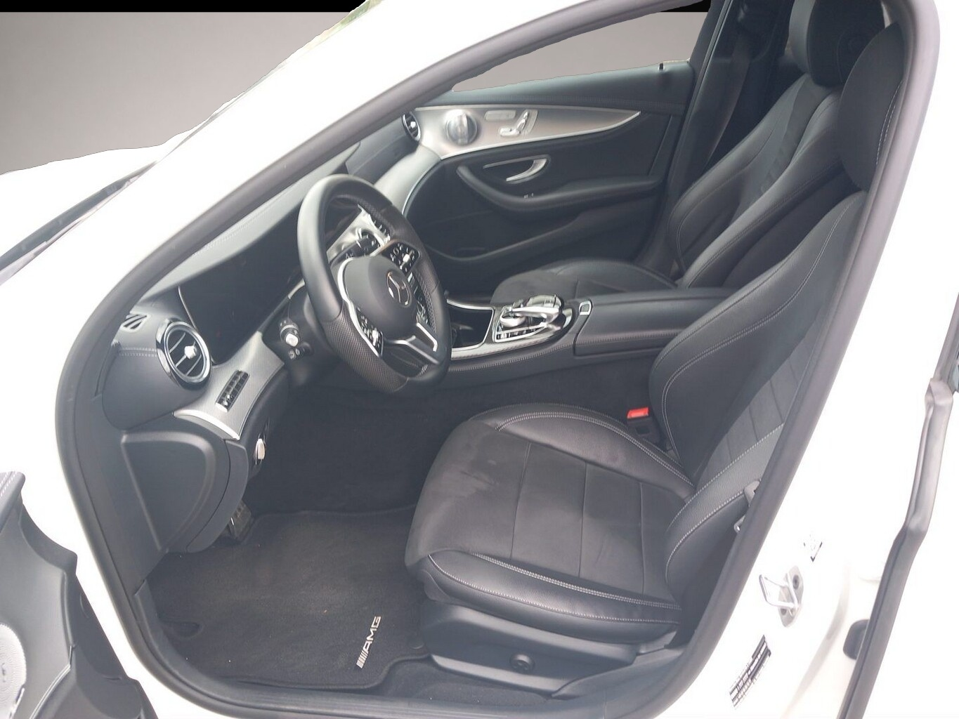 Bild 6 Mercedes-Benz E 300 de T AMG Line Multibeam Distronic Widescr.