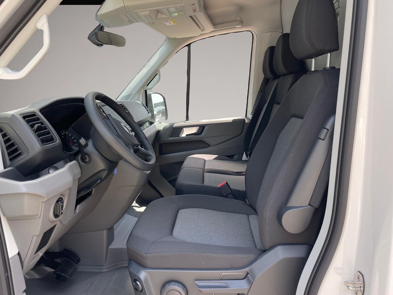 Bild 3 Volkswagen Other Crafter 35 Kasten L3 H2 2.0 TDI Automatik LED NA