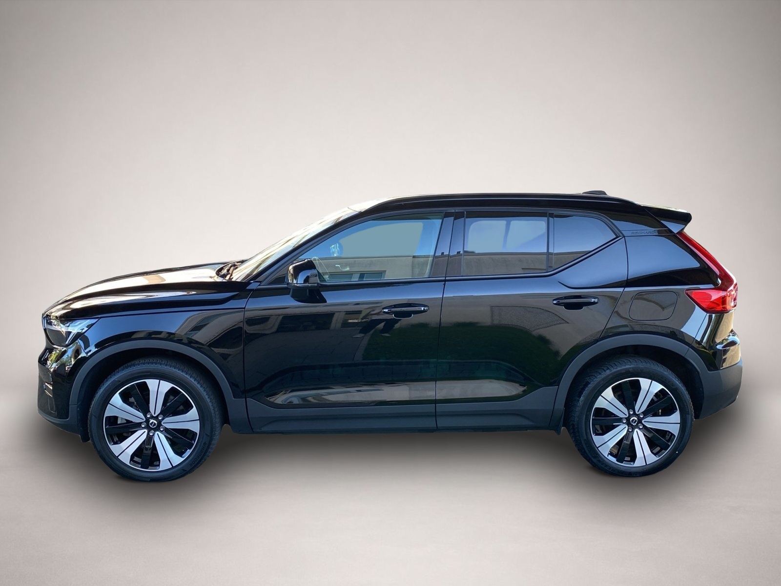 Bild 2 Volvo XC40 P8 Plus Recharge Pure Electric ACC+AHK+LED