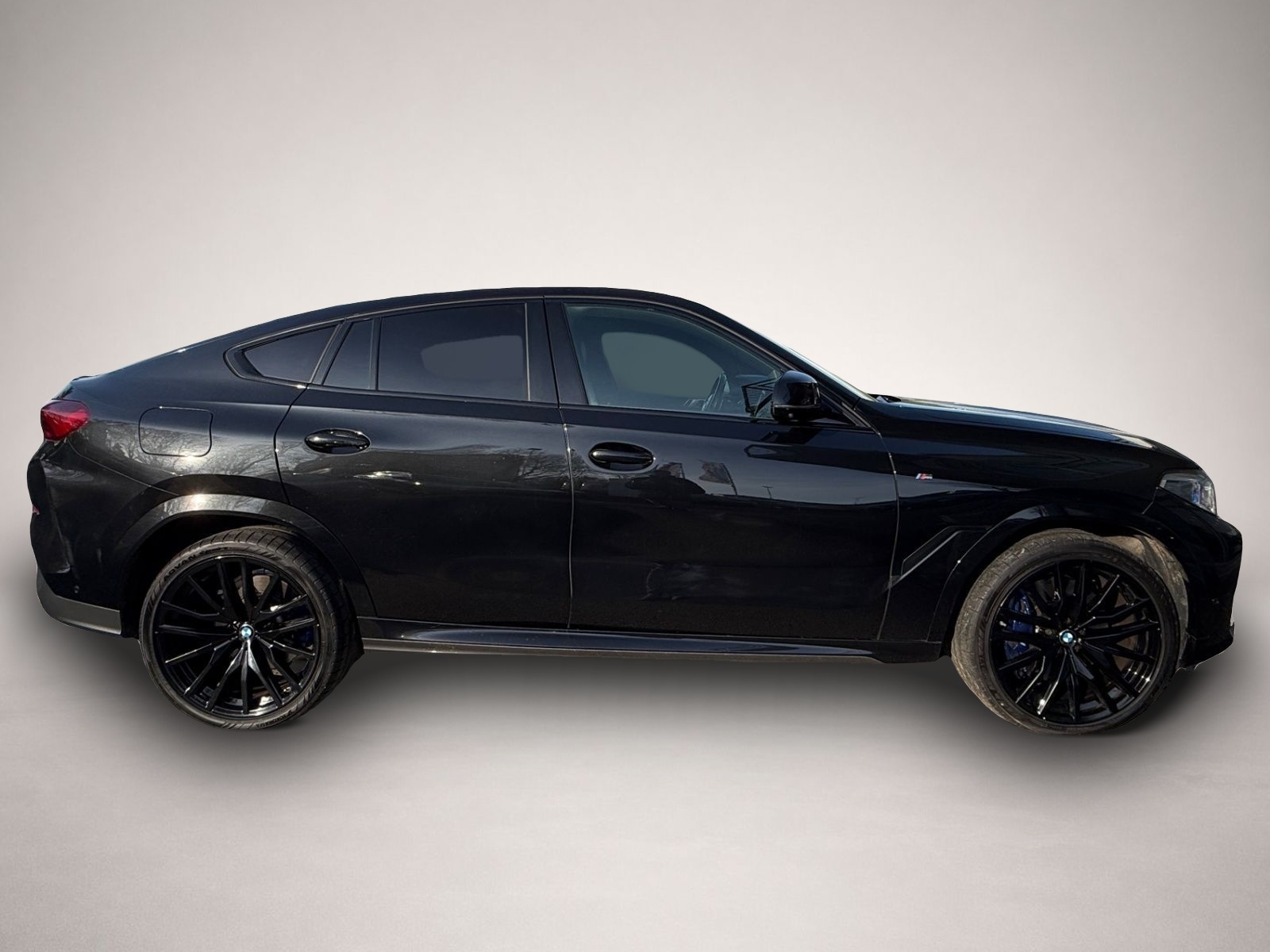 Bild 6 BMW X6 M50 i Shadow-Line Adaptives Fahrwerk*Innovati