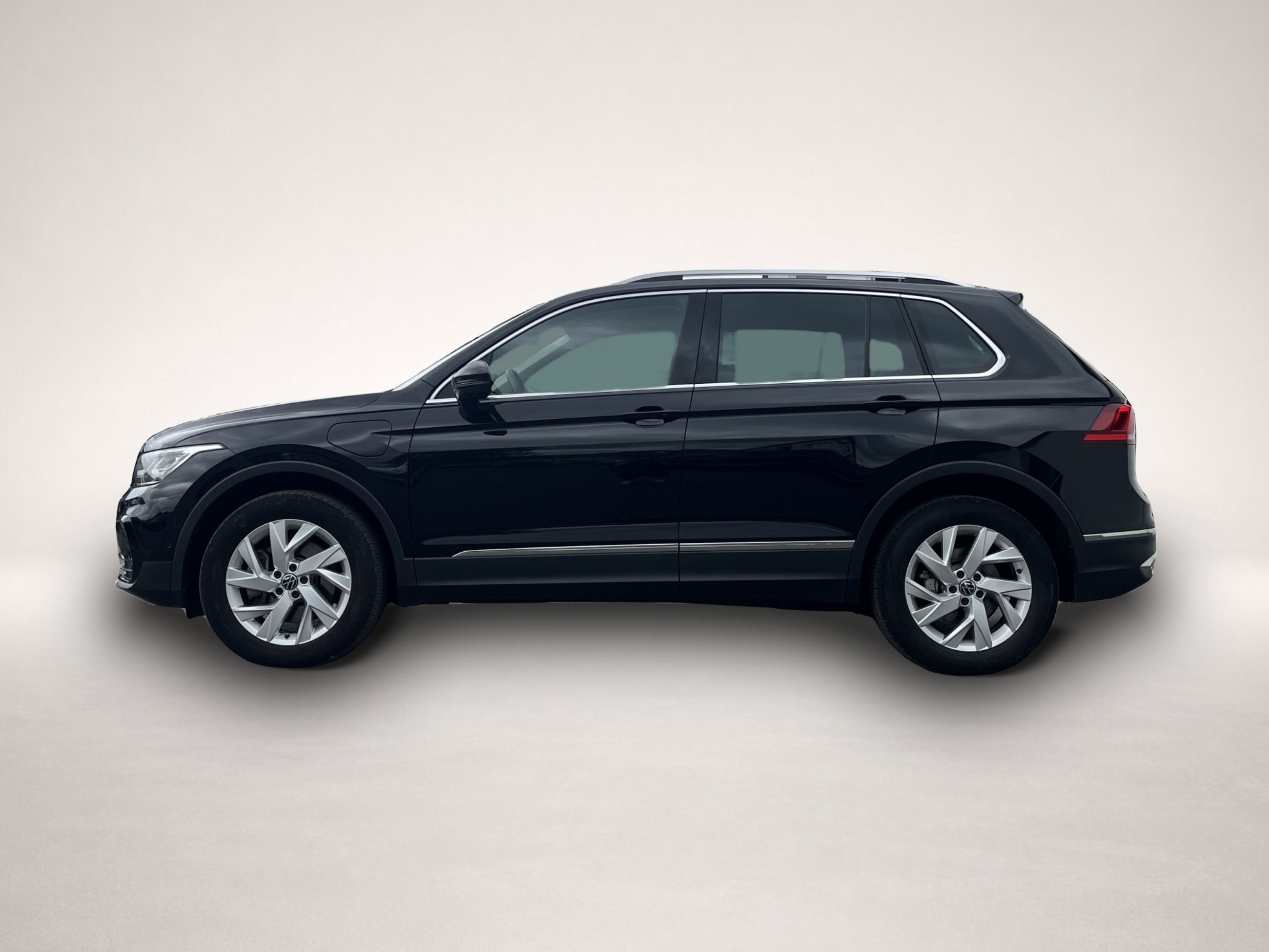 Fotografie 1 des Volkswagen Tiguan 1.4 TSI e-Hybrid Elegance 156¤ m.20% Anz.