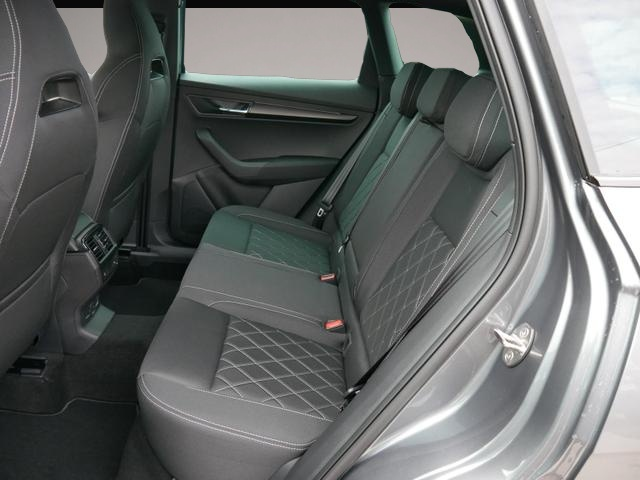 Bild 4 Skoda Karoq Sportline 2.0 TSI 4x4 DSG Karoq Sportline 2.0 T.