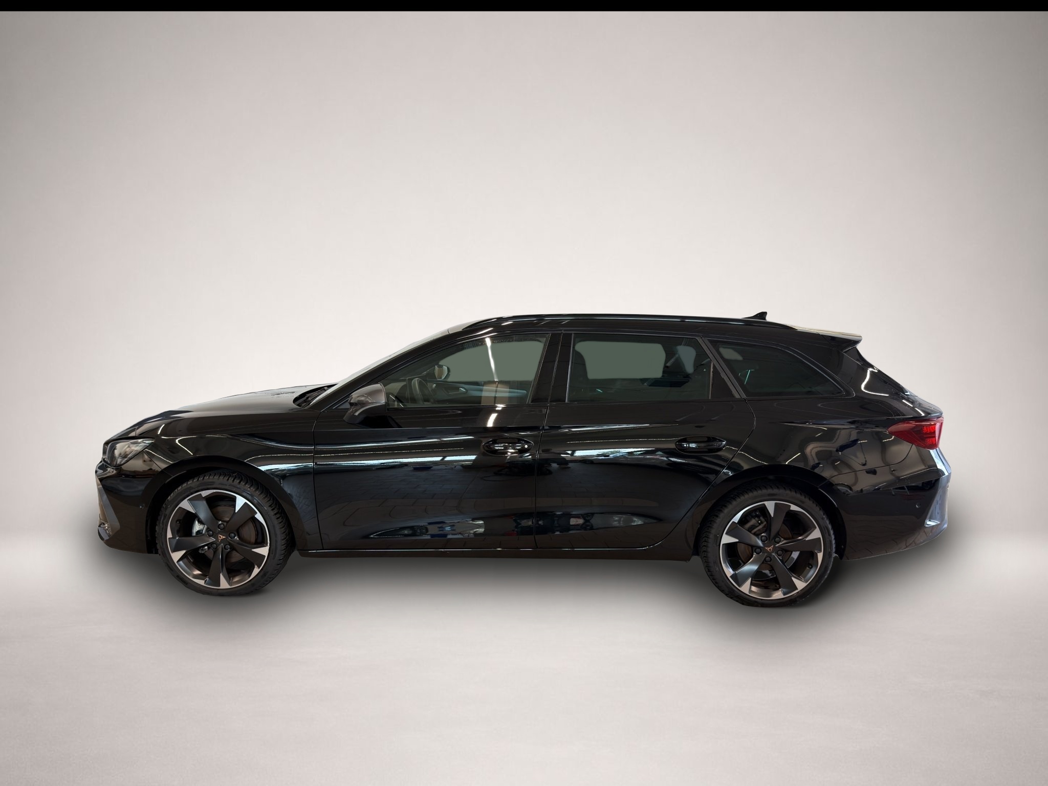 Bild 3 Cupra Leon SP 1.5 eTSI DSG LED NAVI ACC SIDEASS PARKAS