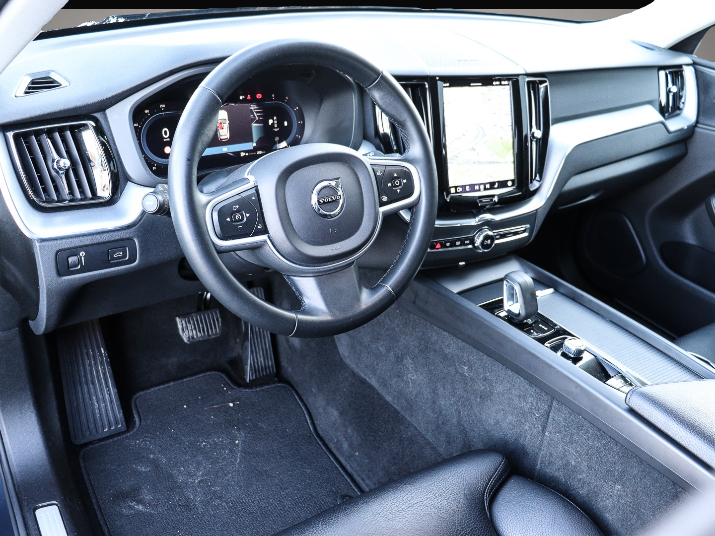 Bild 3 Volvo XC60 Momentum Pro 2WD StandHZG AHK Digitales Coc