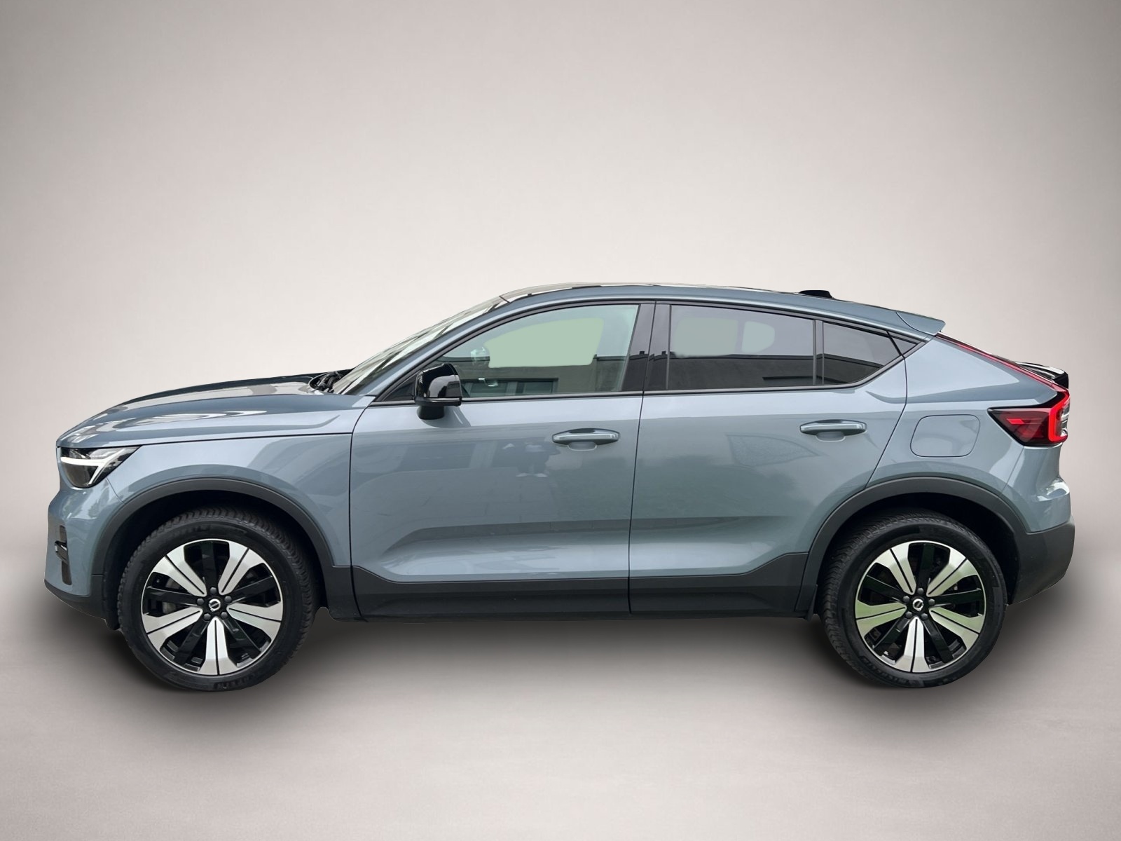 Bild 2 Volvo C40 Core Electric WiPa*Pano*LED*StHzg*RFK*
