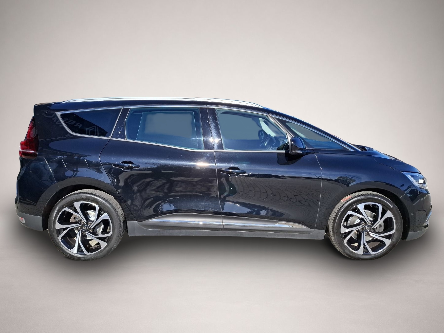 Bild 4 Renault Grand Scenic EXECUTIVE TCe 160 EDC
