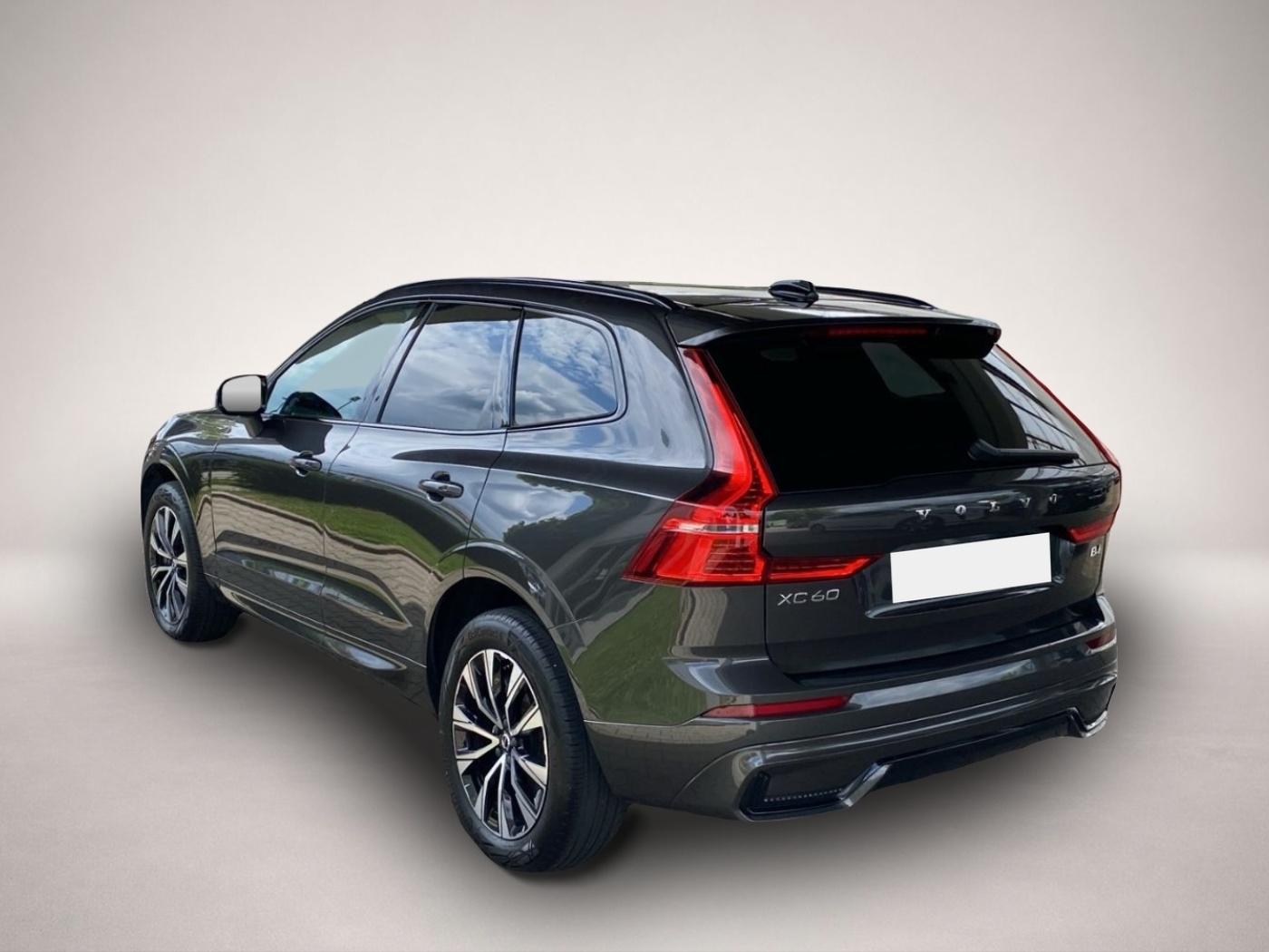 Bild 3 Volvo XC60 B4 (Diesel) Plus Dark LED+Navi+SHZ+Winterp.