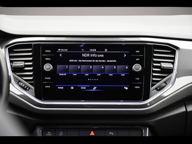 Bild 6 Volkswagen T-Roc 1.5 TSI DSG Sport LED/ACC