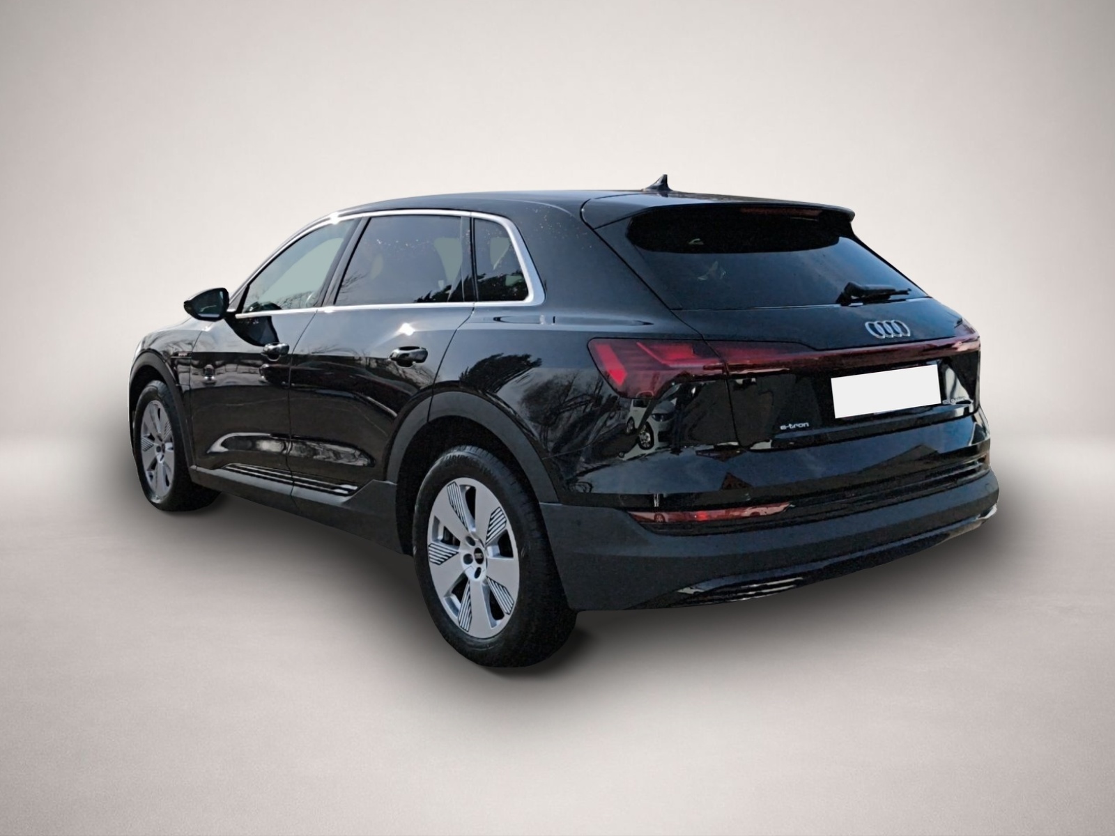 Bild 5 Audi quattro e-tron 55 quattro NAVI B&O ACC LUFTFEDERUNG PDC