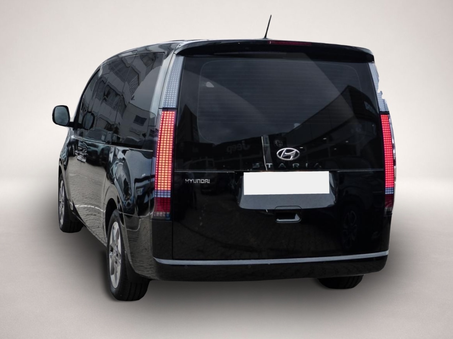 Bild 2 Hyundai STARIA Prime CRDi Panorama Schiebedach Navi Lede