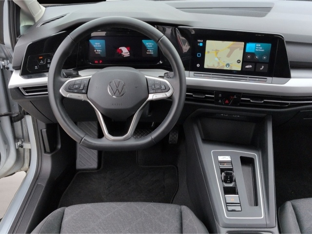 Fotografie 5 des Volkswagen Golf Variant VIII Life 1.0eTSI*DSG ACC Navi LED