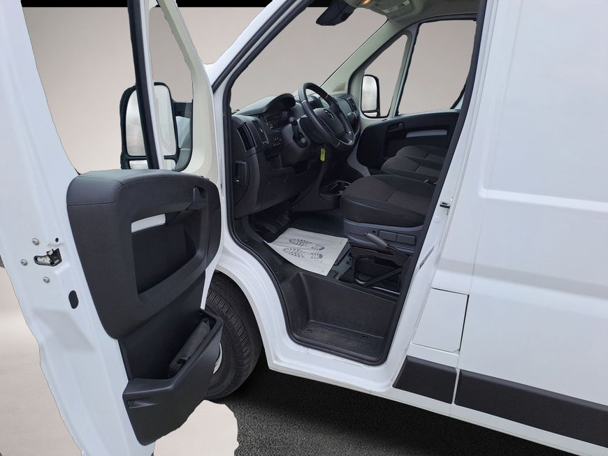 Bild 7 Opel Movano 2.2 D L1H1 2WD VA Edition PDC mit RFC