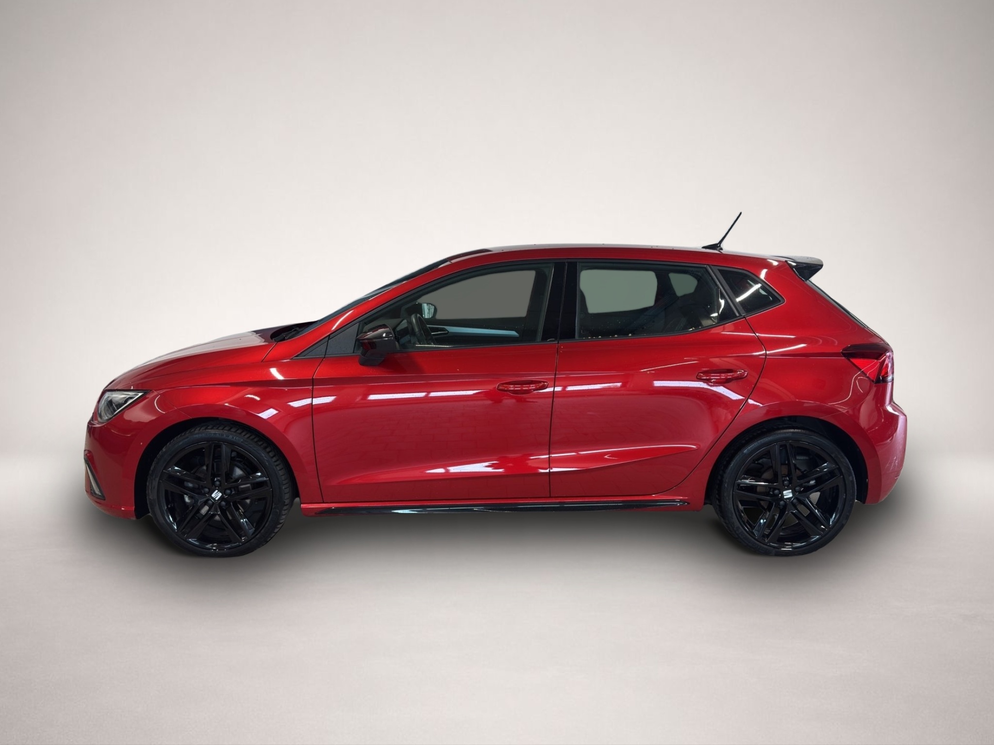 Bild 3 Seat Ibiza 1.5 TSI DSG FR Black LED NAVI SHZ 18-ALU G