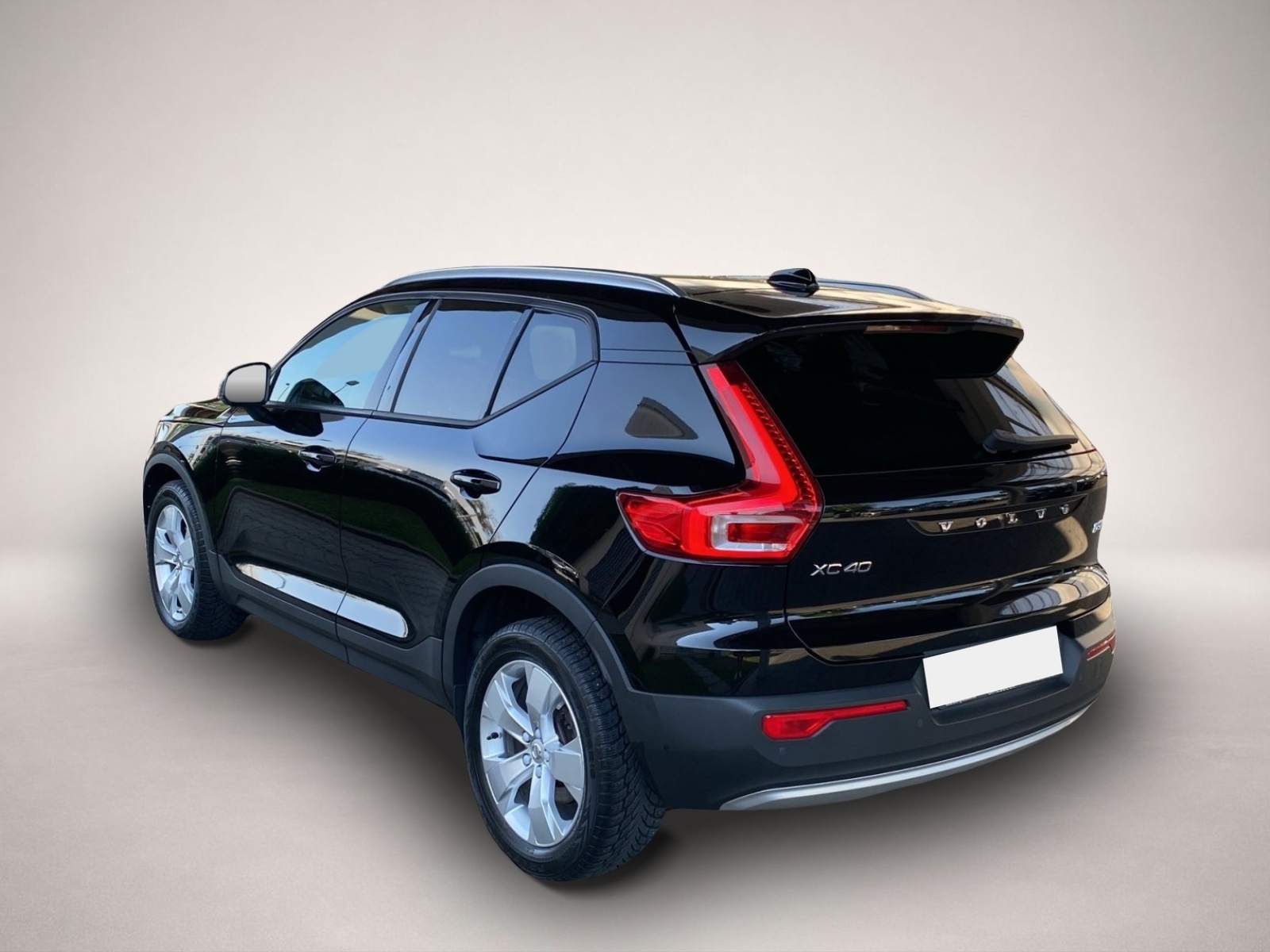 Bild 3 Volvo XC40 D3 Momentum Pro LED+Navi+SHZ+Standh.+4xSHZ