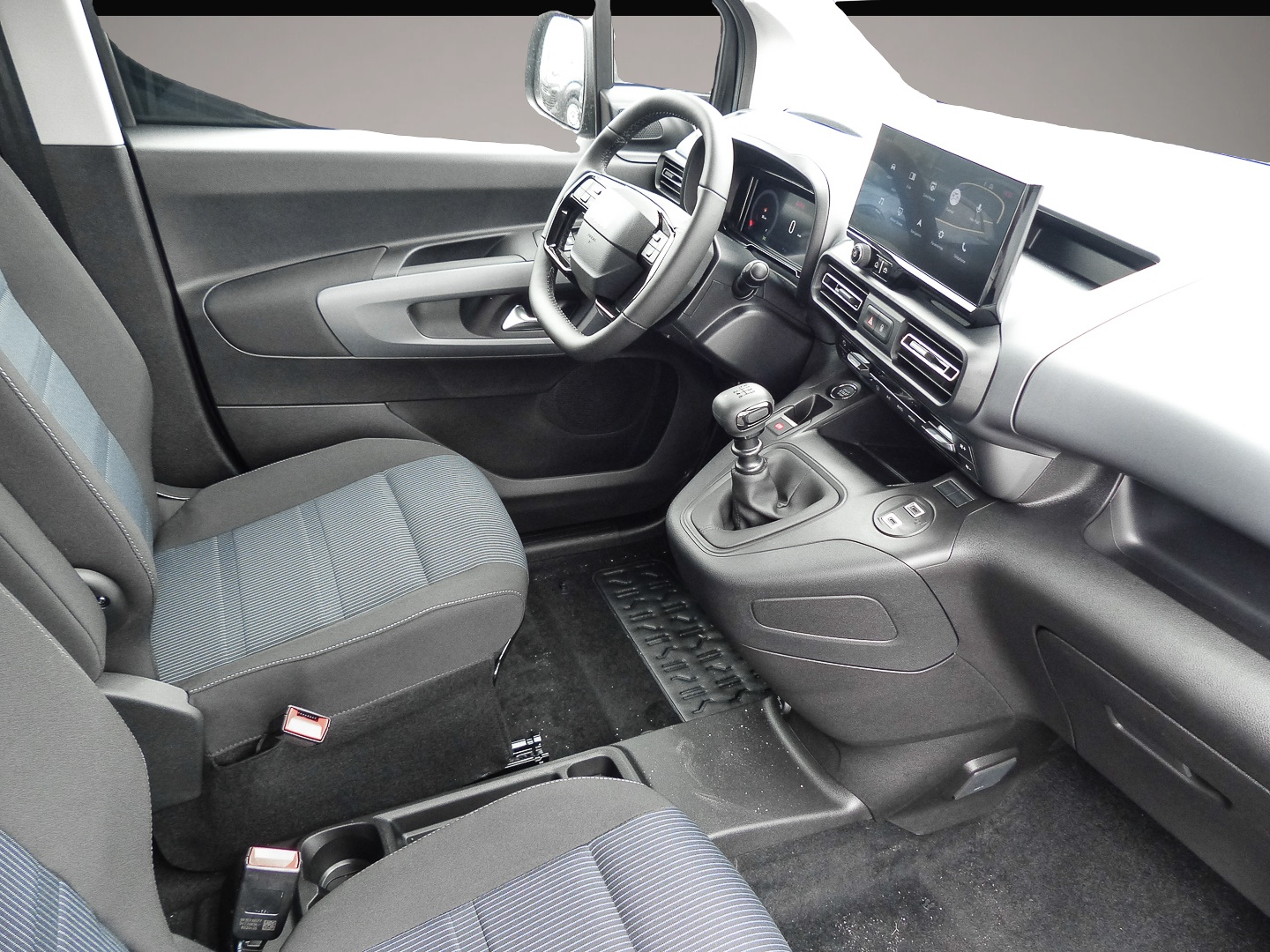 Bild 3 Fiat Doblo Kombi 1.5 Diesel 96 kW Komfort & Technik P