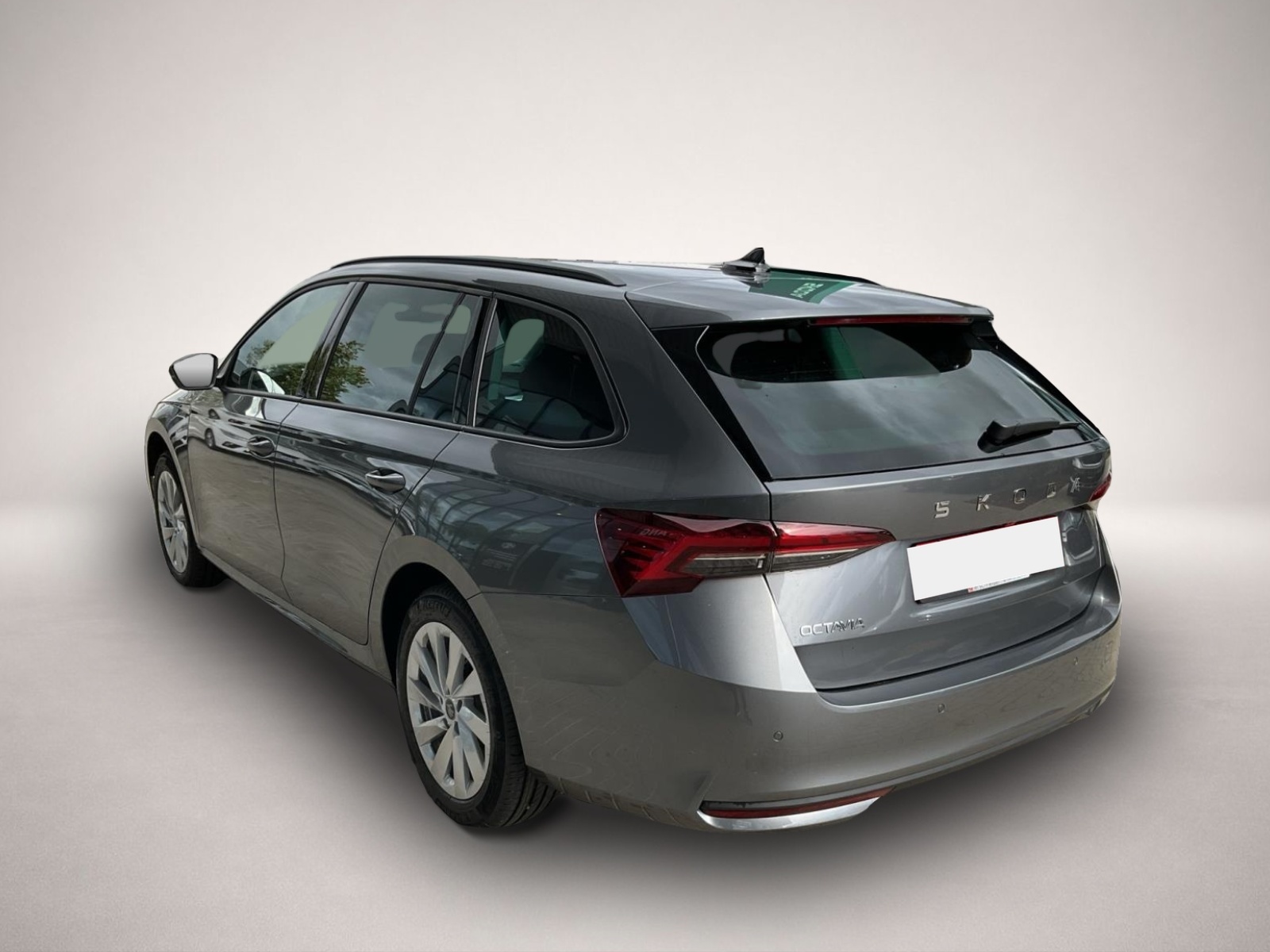 Bild 3 Skoda Octavia Combi 1.5 TSI DSG Selection NAVI PACC AH