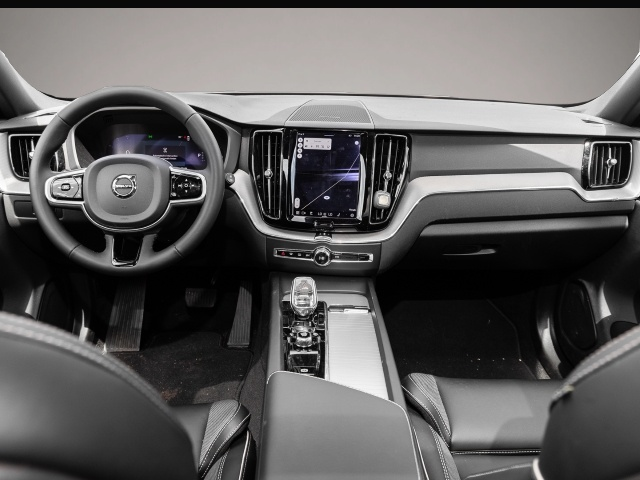 Bild 5 Volvo XC60 Plus Dark Recharge Plug-In Hybrid AWD T6 Tw