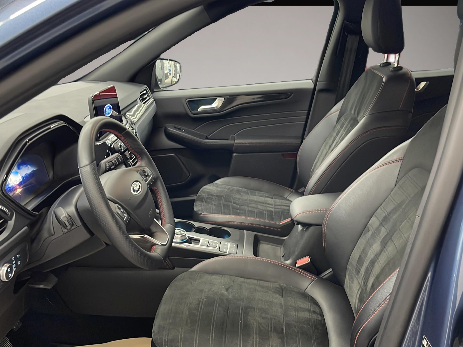 Ford Kuga Kuga Plug-In Hybrid ST-Line X Sportpaket Bluetoo - Thumbnail 4