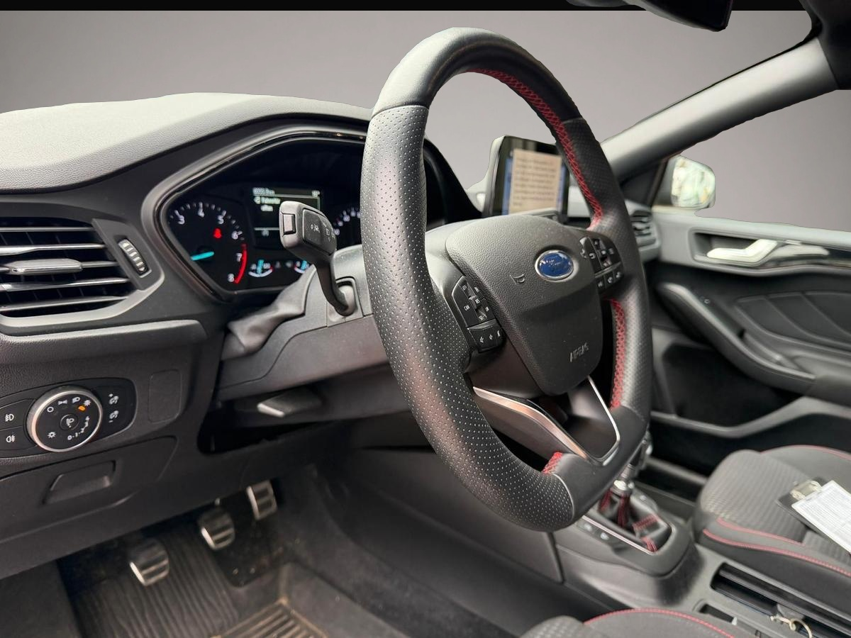 Bild 4 Ford Focus 1.0 EcoBoost ST-Line Style S/S LED R.Cam C