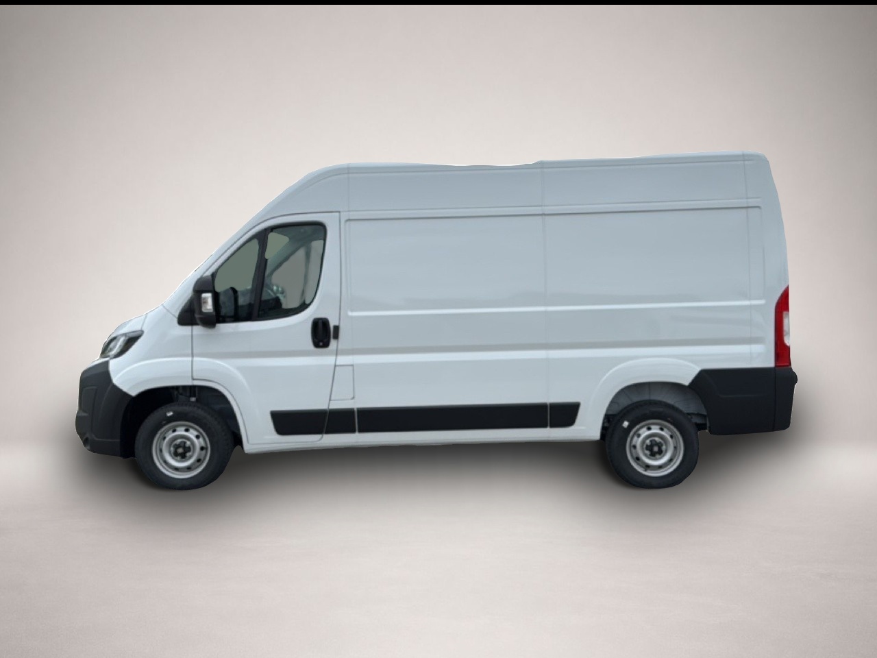 Fotografie 3 des Fiat Ducato L2H2 3.0 + AHK + RFK u. PDC + CarPlay u.