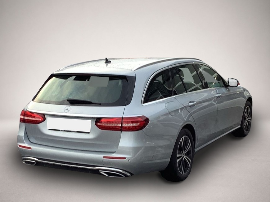 Fotografie 2 des Mercedes-Benz E 220 d T 9G-TRONIC Avantgarde RFC