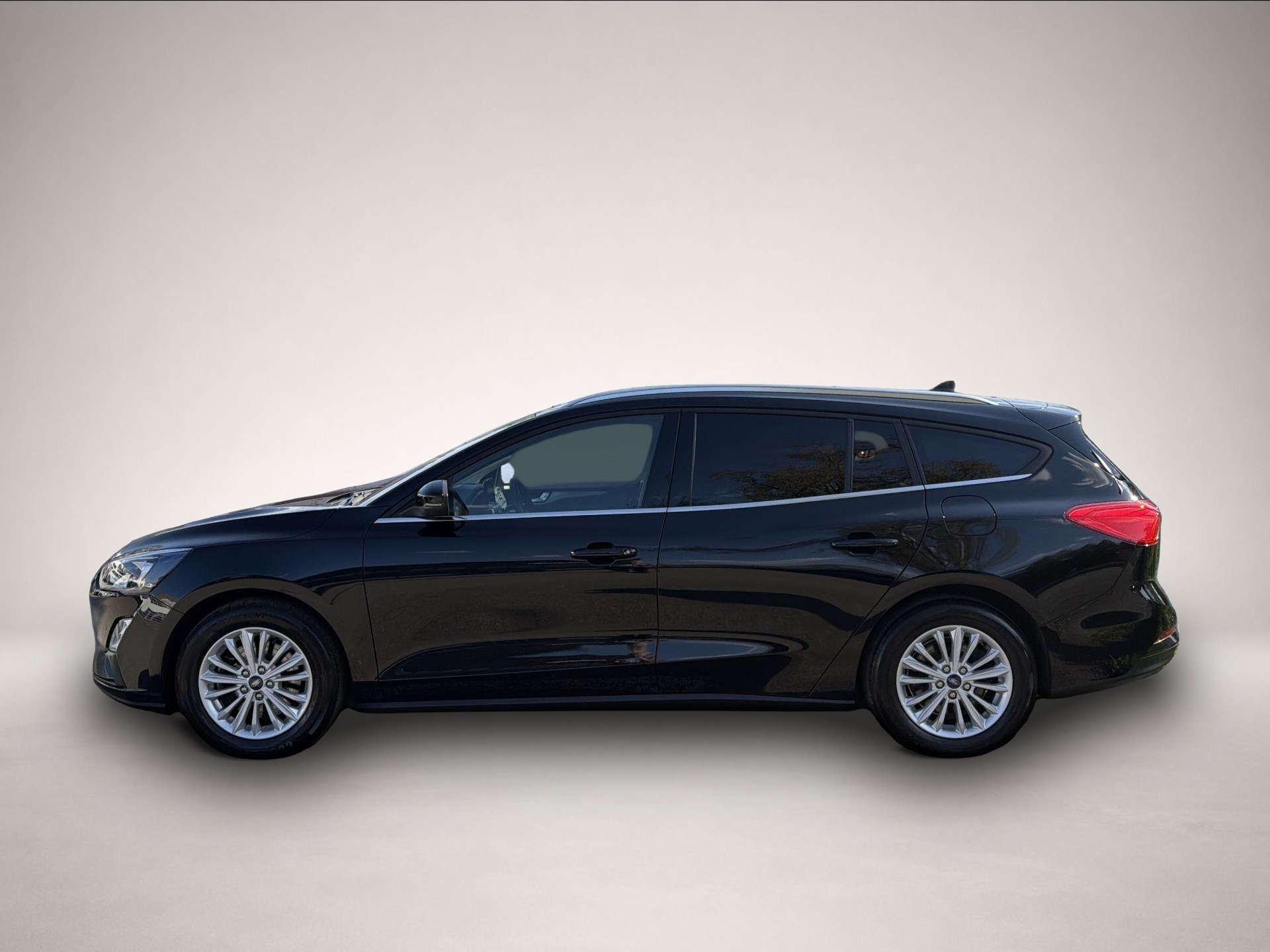 Bild 6 Ford Focus Titanium 1,5 182 PS Bluetooth Navi LED Kli